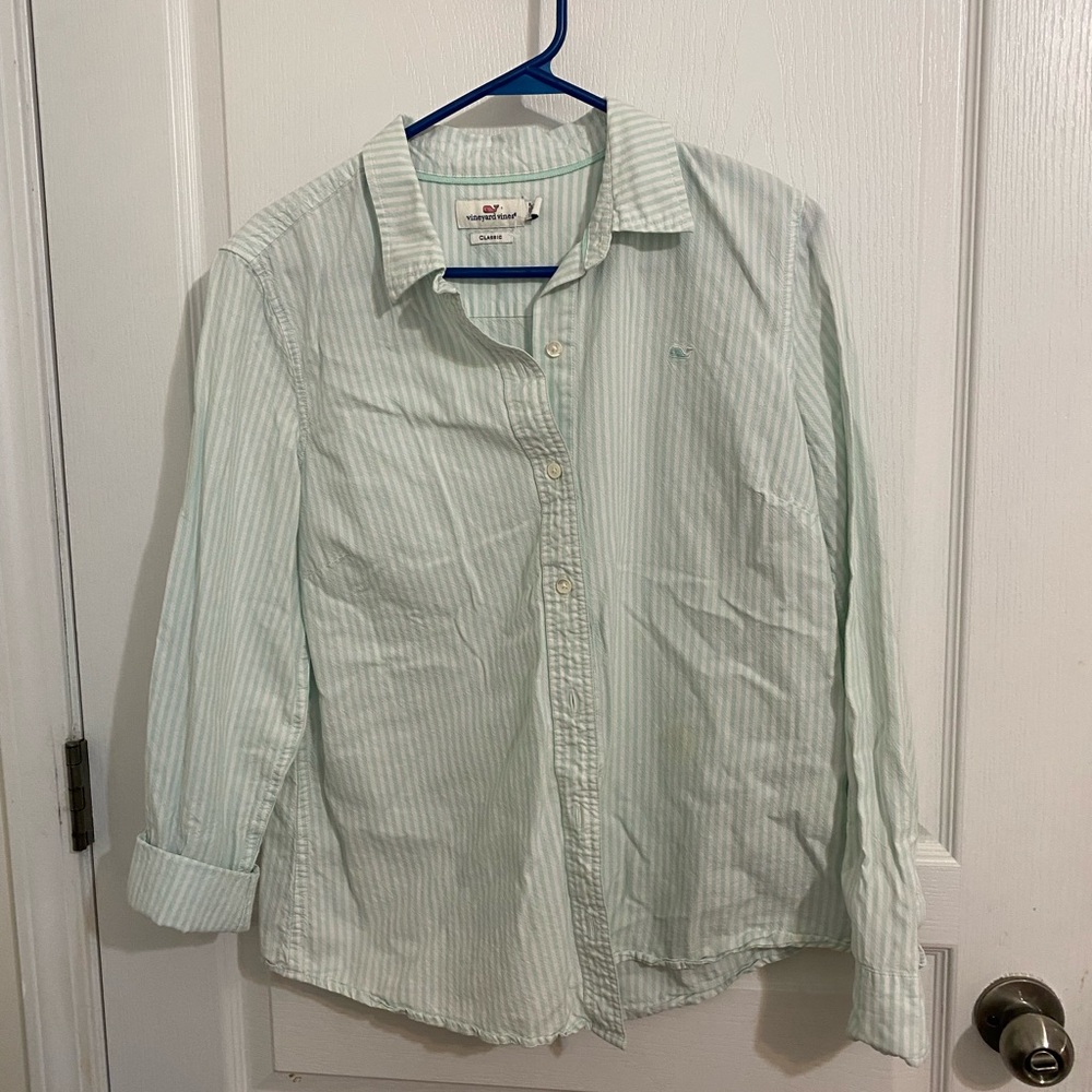Vineyard Vines button down
